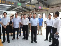 住济省政协委员视察济南轨道交通工程建设情...